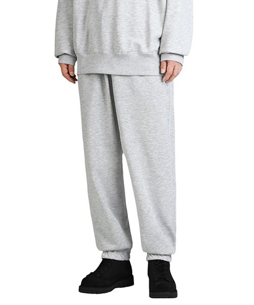 DAIWA PIER39（ダイワピア39）の「DAIWA PIER39 / ダイワ ピアサーティナイン：TECH SWEAT PANTS：BP-56025[PIE]（スウェットパンツ・メンズ・トップグレー・S/M/L）」の2枚目の写真