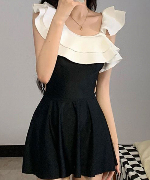 新品　超軽量　フリル ダウンベスト　リアルダウン　ネイビー　L  ワンピース 風 3色展開】ドロストフリルタンクワンピース | w closet(ダブル