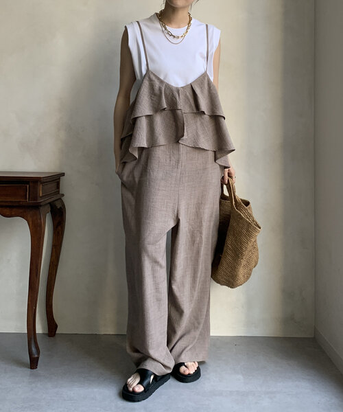 DouDou（ドゥドゥ）の「【WEB限定】 フリルビスチェキャミサロペット（つなぎ/オールインワン・レディース・グレイッシュベージュ/ブラック・FREE）」の20枚目の写真