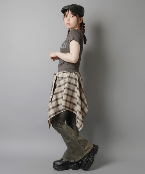 SPINNS（スピンズ）の「履くだけ簡単レイヤード♪ 腰巻きチェックシャツ風スカート/インナーパンツ付き（スカート・レディース・オフホワイト/ブラック/レッド/ベージュ・ONESIZE）」の5枚目の写真