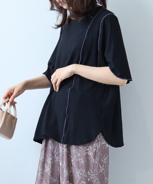 leswel(レスウェル)の「【L~5L 大きいサイズ】ソフトテレコ配色メローTシャツ 6分袖 春夏 メローデザイン(Tシャツ/カットソー・レディース・カーキ/ブラック/ブルー・LL/L/5L/3L/4L)」の8枚目の写真