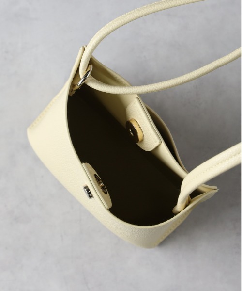 Right-on（ライトオン）の「【HONEYSUCKLE ROSE】ＰＵミニショルダー（ショルダーバッグ・レディース・ブラック/サックスブルー/シルバー/イエロー・ONE SIZE）」の9枚目の写真