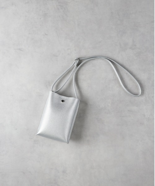 Right-on（ライトオン）の「【HONEYSUCKLE ROSE】ＰＵミニショルダー（ショルダーバッグ・レディース・ブラック/サックスブルー/シルバー/イエロー・ONE SIZE）」の5枚目の写真