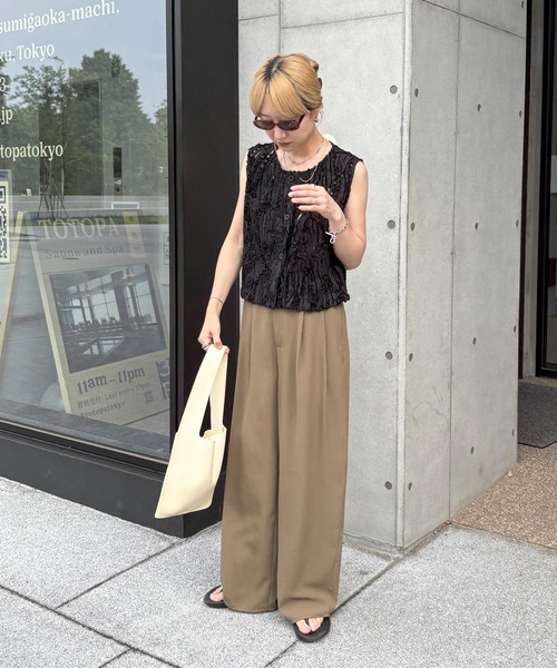 feepur（フェピュール）の「トライアングルショルダーバッグ（ショルダーバッグ・レディース・ブラック/アイボリー・FREE）」の5枚目の写真