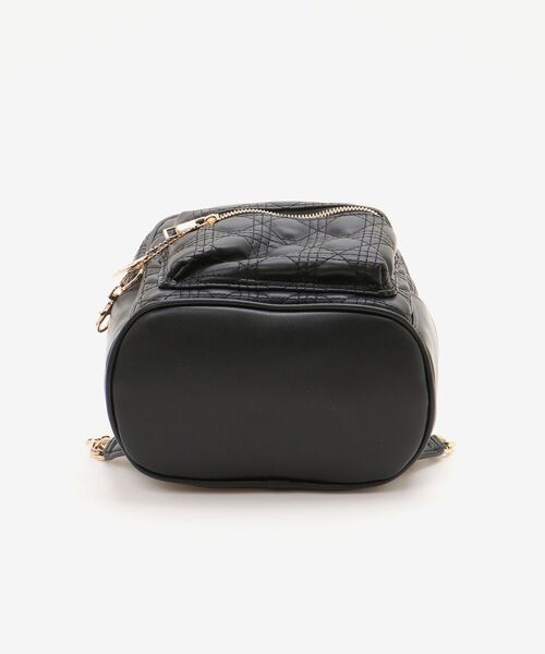 MAJESTIC LEGON（マジェスティックレゴン）の「チャームセットキルティングリュック（バックパック/リュック・レディース・アイボリー/ブラック・FREE）」の14枚目の写真