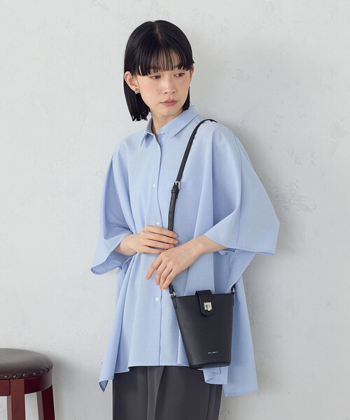 MONO　COMME CA（モノコムサ）の「バケツ型 ミニショルダー（ショルダーバッグ・レディース・モカ/ベージュ/ブラック・FREE）」の2枚目の写真