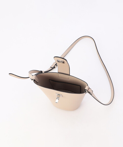 MONO　COMME CA（モノコムサ）の「バケツ型 ミニショルダー（ショルダーバッグ・レディース・モカ/ベージュ/ブラック・FREE）」の19枚目の写真