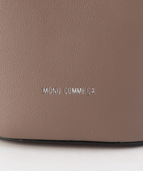 MONO　COMME CA（モノコムサ）の「バケツ型 ミニショルダー（ショルダーバッグ・レディース・モカ/ベージュ/ブラック・FREE）」の22枚目の写真