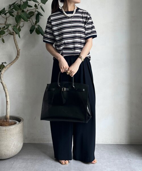 DouDou（ドゥドゥ）の「マルチボーダーTEE（Tシャツ/カットソー・レディース・ネイビー/ベージュ・FREE）」の3枚目の写真