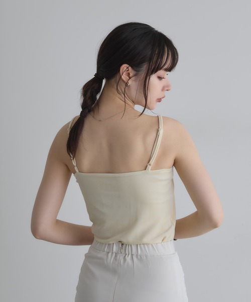 &. NOSTALGIA(アンドドットノスタルジア)の「【ZOZO限定】カップ付きベロアキャミソール(キャミソール・レディース・アイボリー/ブラック・FREE)」の16枚目の写真