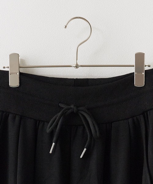 ROOPTOKYO(ループトウキョウ)の「Waist Rib Sweatpants / ウエストリブ スウェットパンツ(スウェットパンツ・レディース・ネイビー/グレー/カーキ/ホワイト/ブラック・FREE)」の6枚目の写真