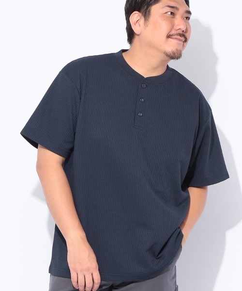 B&T CLUB(ビーティークラブ)の「ヘンリーネック 半袖 Tシャツ メンズ 大きいサイズ カジュアル B&T CLUB (ビーアンドティークラブ) SOLOTEX ワッフル(Tシャツ/カットソー・メンズ・ホワイト/カーキ/ブラック/ネイビー・X2(4L~5L)/X1(3L~4L)/X3(6L~7L)/X4(8L~9L))」の4枚目の写真