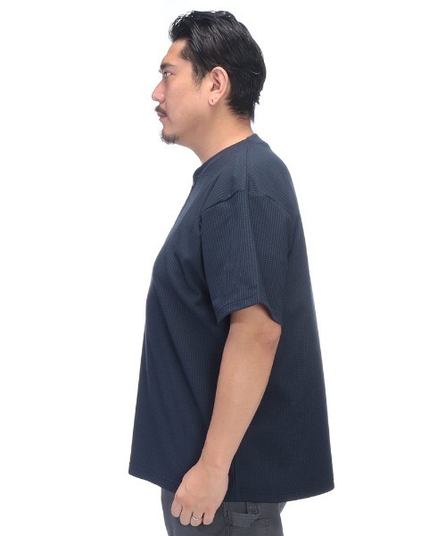 B&T CLUB(ビーティークラブ)の「ヘンリーネック 半袖 Tシャツ メンズ 大きいサイズ カジュアル B&T CLUB (ビーアンドティークラブ) SOLOTEX ワッフル(Tシャツ/カットソー・メンズ・ホワイト/カーキ/ブラック/ネイビー・X2(4L~5L)/X1(3L~4L)/X3(6L~7L)/X4(8L~9L))」の14枚目の写真