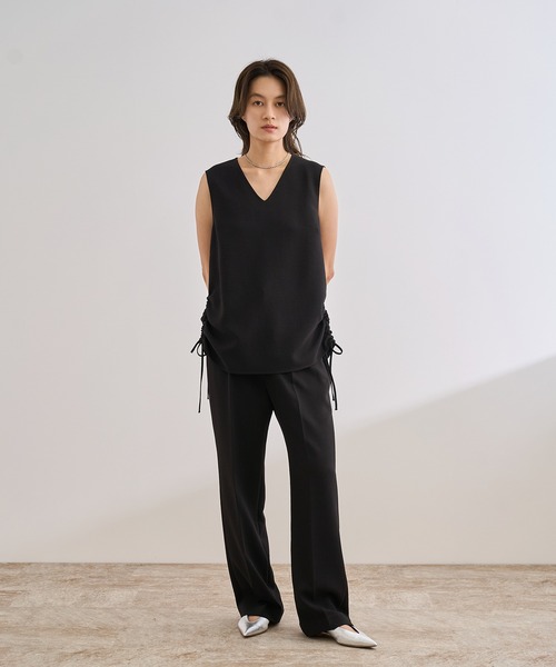 ROPE'（ロペ）の「【WEB・一部店舗限定】バックサテンセミフレアパンツ/洗える（その他パンツ・レディース・ブラック/ホワイト・36/38）」の5枚目の写真