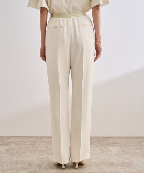 ROPE'（ロペ）の「【WEB・一部店舗限定】バックサテンセミフレアパンツ/洗える（その他パンツ・レディース・ブラック/ホワイト・36/38）」の11枚目の写真