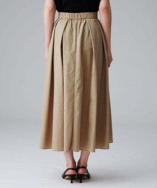 UNTITLED(アンタイトル)の「【はっ水/ナイロン/後ろウエストゴム】タスランフレアスカート(スカート・レディース・ブラック/ベージュ・42/00/01/02/03/04/44/46/48/50)」の14枚目の写真