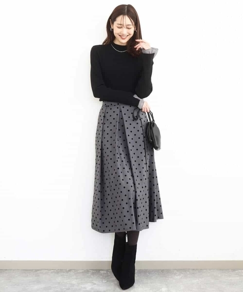 MK MICHEL KLEIN（エムケーミッシェルクラン）の「フロッキードット柄タックスカート/洗える（スカート・レディース・グレー/ブラック・38）」の20枚目の写真