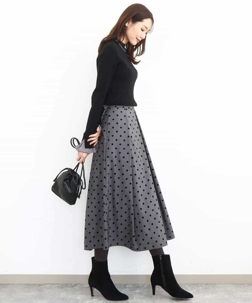 MK MICHEL KLEIN（エムケーミッシェルクラン）の「フロッキードット柄タックスカート/洗える（スカート・レディース・グレー/ブラック・38）」の21枚目の写真