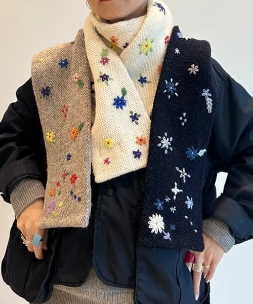 BEAMS BOY 花柄刺繍マフラー B印MARKET | ビームスの太鼓判。