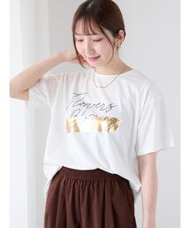 Te chichi TERRASSE（テチチテラス）の「【接触冷感】箔BIGロゴTシャツ（Tシャツ/カットソー）」