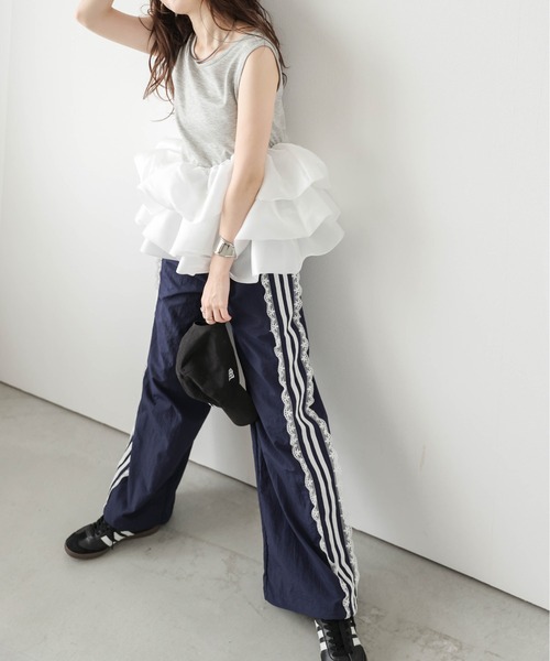 LE SSERAFIM POPUP MARCH トラックパンツ Lサイズ LE SSERAFIM - LE SSERAFIM 2023 S/S POP UPストア (公式グッズ