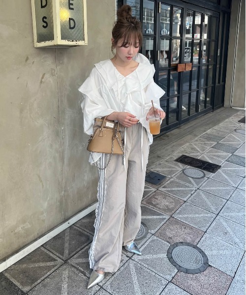 INDEPICT トラックパンツ　ベージュ INDEPICT（インディピクト）の通販｜オンラインストア