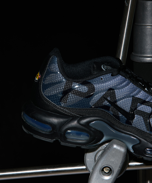 AIR JORDAN（エアジョーダン）の「【NIKE / ナイキ】 AIR MAX PLUS PRM IB2253- 001（スニーカー・メンズ・ブラック・80/85/90/95/100/105/110）」の18枚目の写真