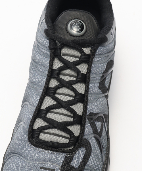 AIR JORDAN（エアジョーダン）の「【NIKE / ナイキ】 AIR MAX PLUS PRM IB2253- 001（スニーカー・メンズ・ブラック・80/85/90/95/100/105/110）」の4枚目の写真