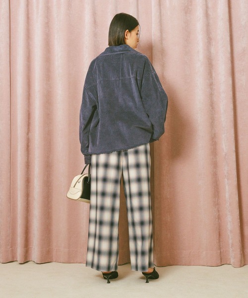 BAYFLOW（ベイフロー）の「フェードコーデュロイジャケット（ブルゾン・レディース・オフホワイト/ネイビー/ピンク・FREE）」の6枚目の写真