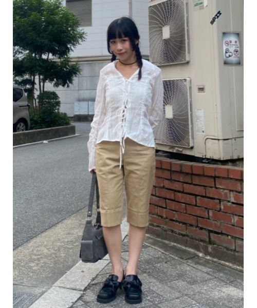 SLY（スライ）の「FRONT RIBBON SHIRRING SH フロントリボン シャーリング シャツ 秋服 春服（シャツ/ブラウス・レディース・ベージュ/ライトブルー/オフホワイト・FREE）」の14枚目の写真