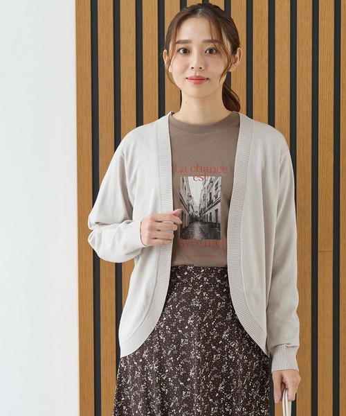 Honeys(ハニーズ)の「フォトプリントTシャツ(Tシャツ/カットソー・レディース・スミクロ/モカ/ホワイト×レッド/ホワイト×ブルー/グレイッシュブルー・L/LL/M/S)」の12枚目の写真