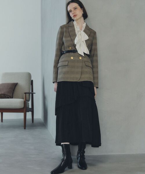 YECCA VECCA（イェッカヴェッカ）の「金釦テーラードジャケット（テーラードジャケット・レディース・ホワイト系その他7/ブラウン系その他4/ネイビー・FREE）」の12枚目の写真