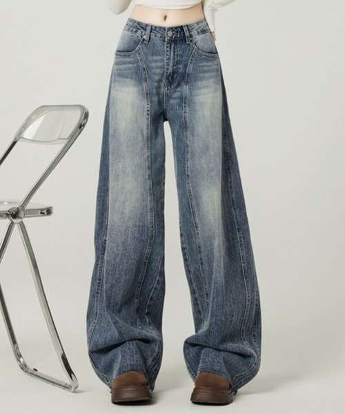 ADDITION STORE(アディションストア)の「【キレイな色落ちが◎】ハイウエスト ビンテージ ワイドデニム / High-waisted vintage wide-leg denim(デニムパンツ・レディース・ブルー・LARGE/MEDIUM/SMALL)」の2枚目の写真