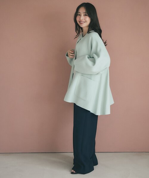 La boutique BonBon(ラブティックボンボン)の「【今すぐお届け!・miki監修カラーあり】ライトラグランフレアコート(ノーカラーコート・レディース・ピンク/ミント/グレイッシュベージュ/ネイビー・FREE)」の12枚目の写真