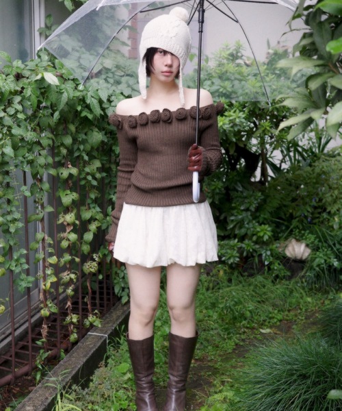 igi(イジ)の「ROSIE HUG KNIT / ローズニットトップス(ニット/セーター・レディース・ライトグリーン/ピンク/ブラウン・FREE)」の7枚目の写真