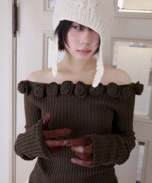 igi(イジ)の「ROSIE HUG KNIT / ローズニットトップス(ニット/セーター・レディース・ライトグリーン/ピンク/ブラウン・FREE)」の4枚目の写真