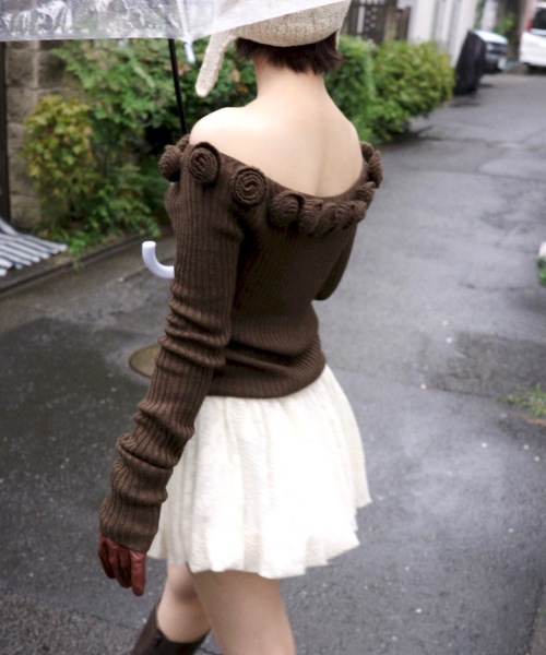 igi(イジ)の「ROSIE HUG KNIT / ローズニットトップス(ニット/セーター・レディース・ライトグリーン/ピンク/ブラウン・FREE)」の13枚目の写真
