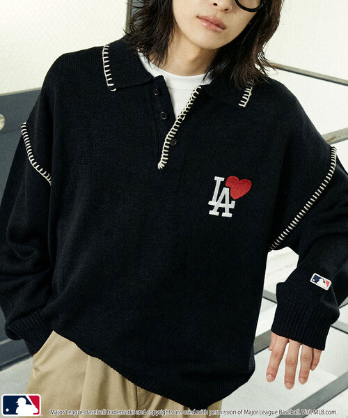 MLB(メジャーリーグベースボール)の「MLB/メジャーリーグベースボール 別注 STITCH KNIT POLO/ステッチニットポロ(限定展開)(ニット/セーター・メンズ・ブラウン/ブラック/ネイビー・LARGE/MEDIUM/SMALL)」の1枚目の写真