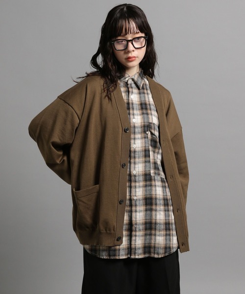 GEORGE'S（ジョージズ）の「ハイゲージニットカーディガン（カーディガン/ボレロ・メンズ・ブラック/モカ・MEDIUM/LARGE）」の2枚目の写真