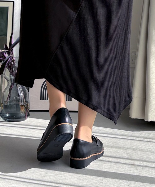 LUGG NAGG（ラグナグ）の「【maschietta】【晴雨兼用】パールチェーンマニッシュローファー【防水シート入り】（ローファー・レディース・ブラック/チョコ・22.5cm/23.5cm/24.0cm/24.5cm/23.0cm）」の9枚目の写真