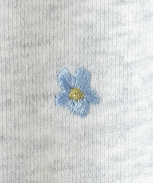 flower（フラワー）の「トゥインクルフラワースウェット（スウェット・レディース・アイボリー/ネイビー・FREE）」の11枚目の写真