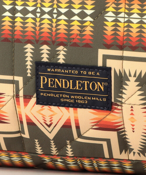 PENDLETON（ペンドルトン）の「KiU/キウ PNDLTN_SQ PADDED MP TOTE BAG スクエアパデッドマルチパーパストートバッグ（トートバッグ・メンズ・ネイビー/オリーブ・ONE SIZE）」の7枚目の写真