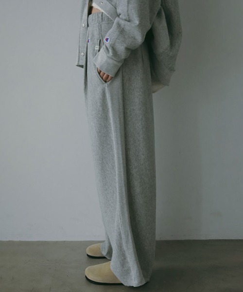 ETRE TOKYO(エトレトウキョウ)の「Champion REVERSE WEAVE スウェットワイドパンツ(スウェットパンツ・レディース・グレー/ネイビー/オートミール・M/S)」の10枚目の写真