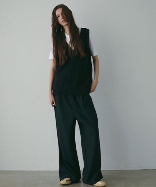 ETRE TOKYO(エトレトウキョウ)の「Champion REVERSE WEAVE スウェットワイドパンツ(スウェットパンツ・レディース・グレー/ネイビー/オートミール・M/S)」の4枚目の写真
