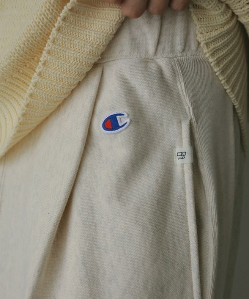 ETRE TOKYO(エトレトウキョウ)の「Champion REVERSE WEAVE スウェットワイドパンツ(スウェットパンツ・レディース・グレー/ネイビー/オートミール・M/S)」の14枚目の写真