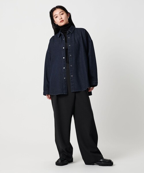 MARW UNITED ARROWS(マルゥ ユナイテッドアローズ)の「<MARW UNITED ARROWS>デニム オーバー シャツ(シャツ/ブラウス・レディース・オフホワイト/ブラック/コバルトブルー・FREE)」の6枚目の写真