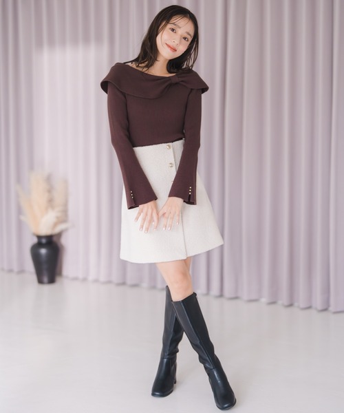 MISCH MASCH（ミッシュマッシュ）の「2025秋冬新作 アシメリボン2wayフレア袖ニット（ニット/セーター・レディース・ブラック/ブラウン/パープル/ホワイト・ﾌﾘ-）」の10枚目の写真