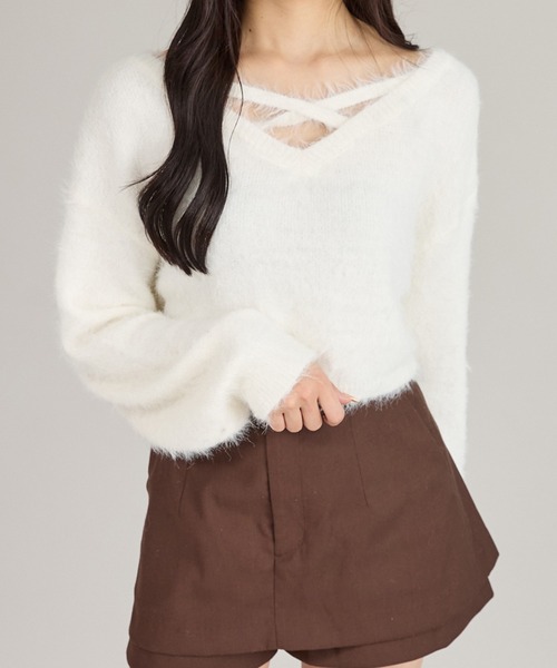 apres jour mignon(アプレジュールミニョン)の「デザインニット(ニット/セーター・レディース・ボルドー/ブラック/チャコールグレー/ブルー/オフホワイト・LARGE/フリー)」の1枚目の写真