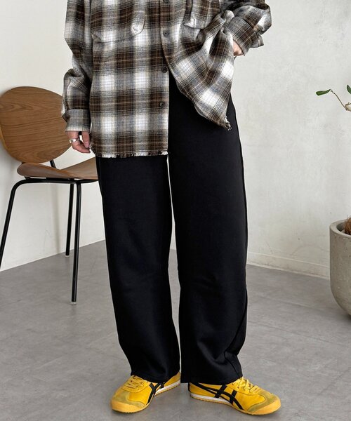 CPCM（シーピーシーエム）の「裏毛カーブスウェットパンツ（その他パンツ・レディース・グリーン系その他/ブラック/グレー/ブラウン・FREE）」の2枚目の写真