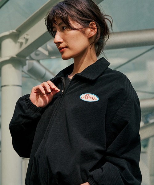 RVCA(ルーカ)の「RVCA レディース CLOVER CORDUROY JACKET ジャケット 【2025年秋冬モデル】 @autumn/ルーカコーデュロイブルゾン(ブルゾン・レディース・ブルー系その他/ブラウン系その他/ブラック・MEDIUM/SMALL)」の4枚目の写真